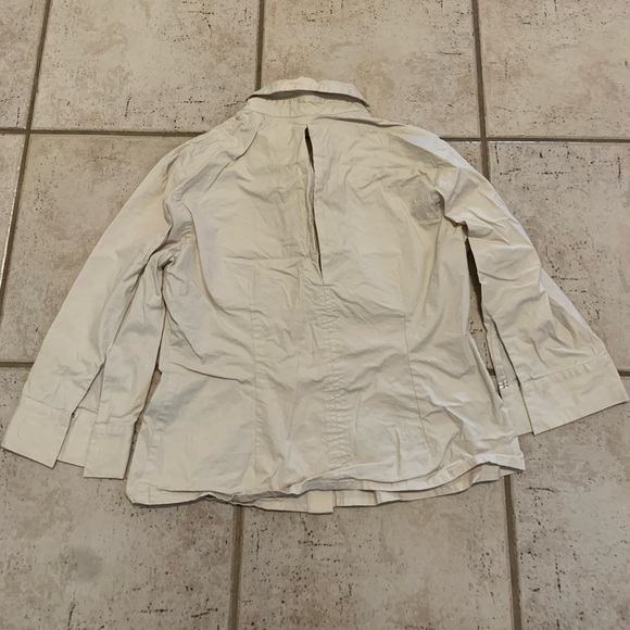 Franco Mirabelli Made in Canada Button-Down Top - Size M - Picture 6 of 7